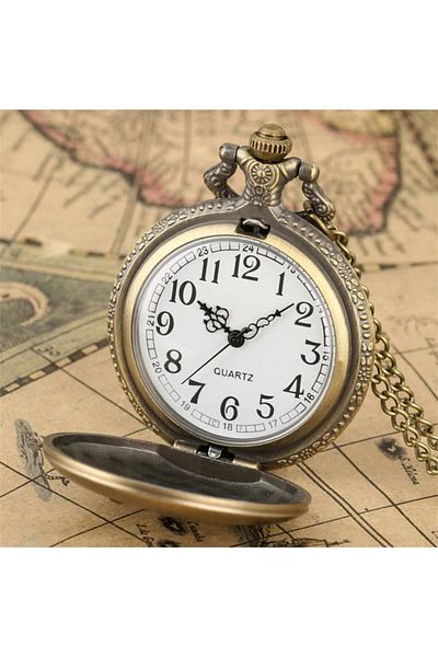 Hediye Sahibi Retro Tuğra Design Embossed Quartz Chain Clock