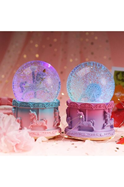 hediyesahibi 2'li Atlı Karınca Eyfel Kulesi Temalı Büyük Boy Püskürtmeli Işıklı Ve Müzikli Kar Küresi