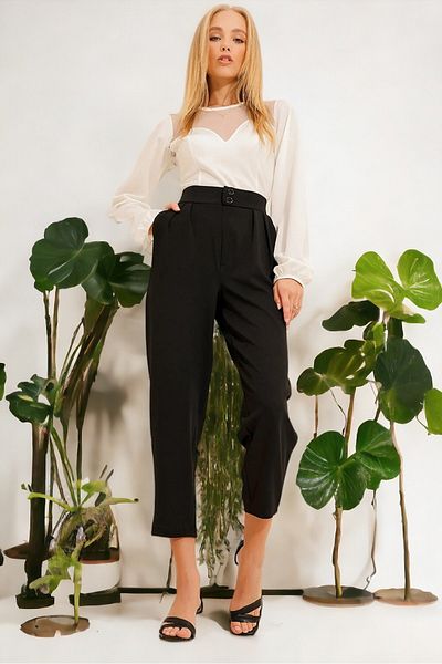 HAKKE High Waist Buttoned Carrot Cut Trousers