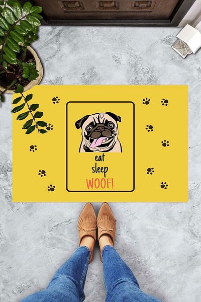 on the clouds سجادة باب مزخرفة مطبوعة رقميًا من Eat Sleep Woof بنمط كلب