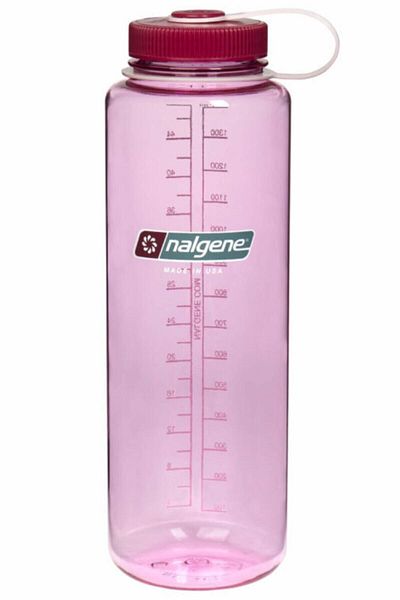 NALGENE 48oz Wm Cosmo / Dark Berry Cap Tritan Water Bottle