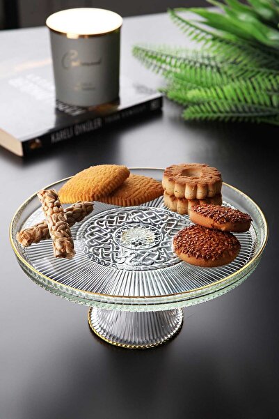 WuuQ Gold Yaldızlı Cam Ayaklı Pasta , Kek Sunum Stand Tabağı- 21 cm