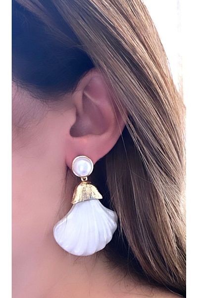 VNS Accessories Pearl Detail Sea Shell Earrings
