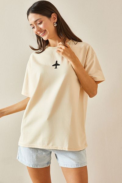 XHAN Beige Oversize Crew Neck Written T-Shirt - 5YXK1-48701-25