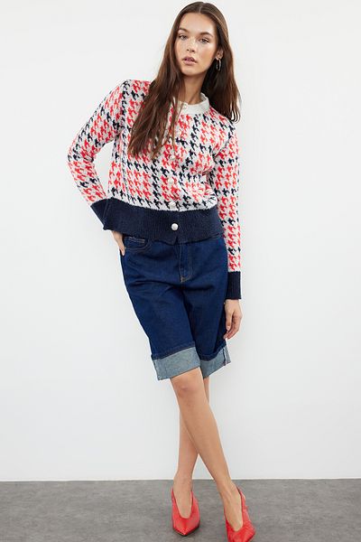 Trendyol Collection Vzorovaný ecru pletený svetr – příze Boucle, vzhled bundy Twoaw24Hi00277