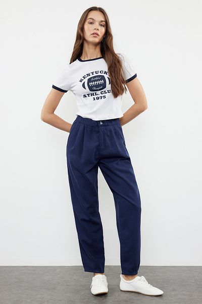 Trendyol Collection Преміальні темно-сині джинси з високою талією, з деталями для шиття та еластичною талією TWOAW25JE00002
