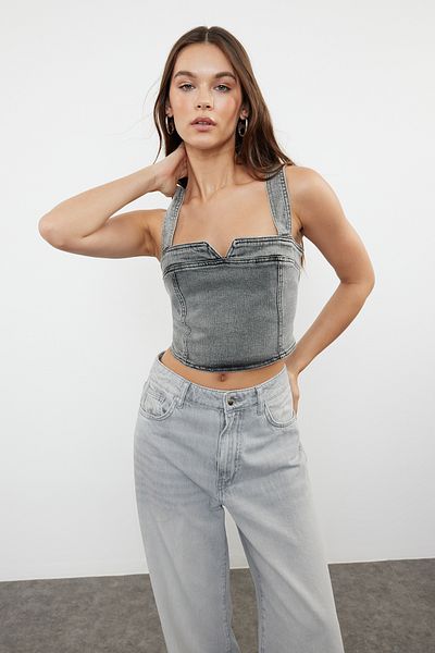 Trendyol Collection Crop Denim Bustier s šedým prošíváním Twoss24Bs00018