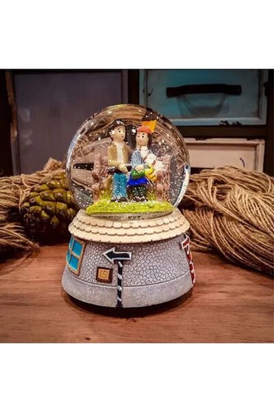 hediyesahibi Tatlı Tesadüf Büyük Boy Müzikli Işıklı Püskürtmeli Kar Küresi