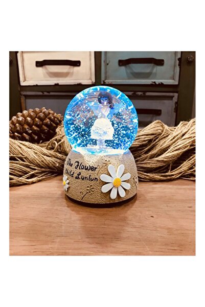 hediyesahibi Flüt Çalan Kız Temalı Orta Boy Işıklı Ve Müzikli Kar Küresi