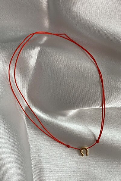 Pasha Collection Kırmızı Ipli Şanslı At Nalı Uçlu Choker Kolye