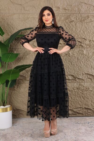 Matik Abiyem فستان بتصميم منقط مع حزام من التول