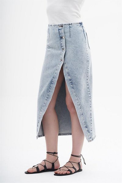 Lefon Fusta de damă din denim cu tăietură asimetrică și nasturi - Ice Blue