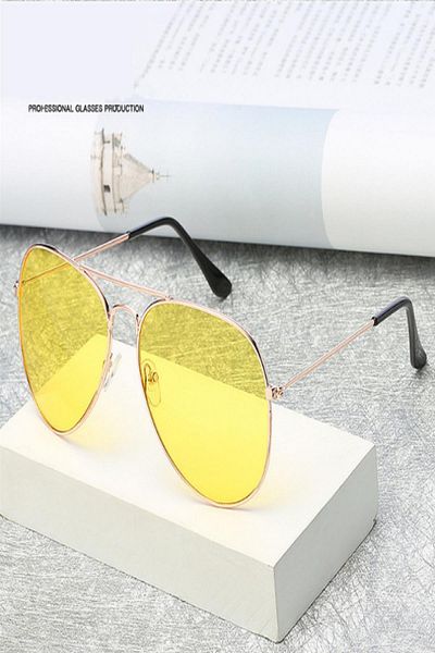 MasterCar Rayban Model Anti Headlamp Night Driving and Fog Goggles with Zippered Glasses Case as a Gift