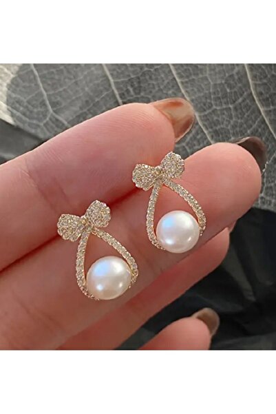 TAKINTI AKSESUAR Gold Fiyonk Detaylı İnci Küpe