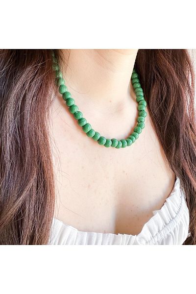 CHARMLUCKY Glass Heel Necklace