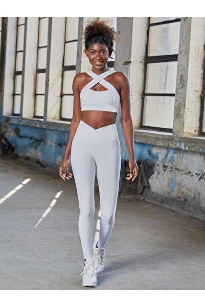 lismina Beyaz Çapraz Bel Tasarımlı Spor Tayt
