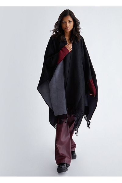 Liu Jo Women's Woven Fabric Brand Logo Black Shawl & Scarf & Scarf 2F3091T0300-22222