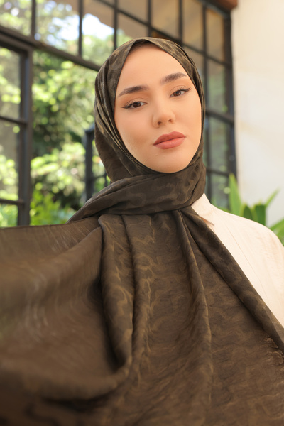 Silk Home Olinda Shawl Model 49001-49
