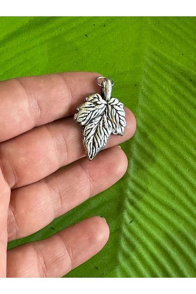 Gönülden Tasarım 4X3 CM pandantiv cu frunze de culoare argintie