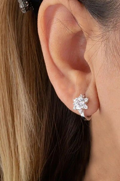 Çgk Çiğdem Gürel Kuyumculuk Lotus Tektaş Altın Küpe