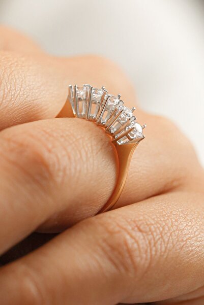 Çgk Çiğdem Gürel Kuyumculuk Sevgililer Günü Beştaş Altın Yüzük