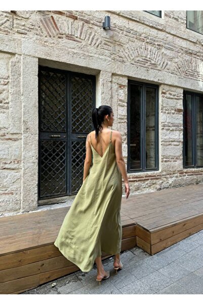 dolu butik فستان بحزام على شكل حرف V