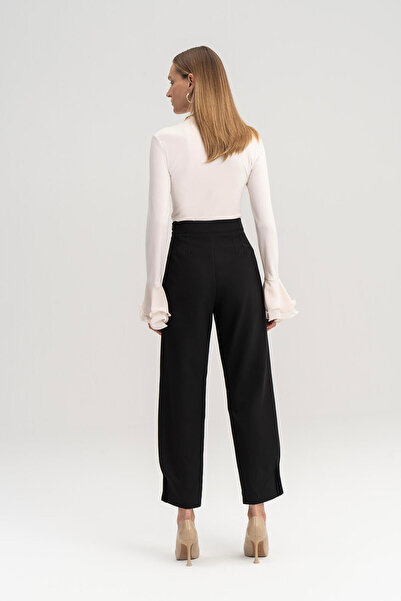 Touché Privé Ribbed Crepe Trousers