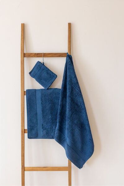 FEELAMORE % 100 Pamuklu 2'li 70x140 Banyo Havlusu Seti, 2 Banyo Kesesi Hediye