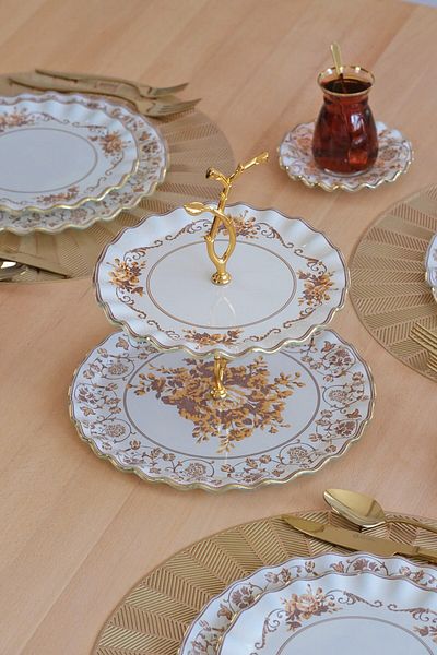 Glore Veneto Coffee Color - Gold Gilt Glass Cookie Holder