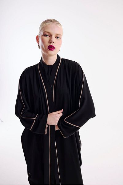 Nuum Design Mink Piping Abaya Black