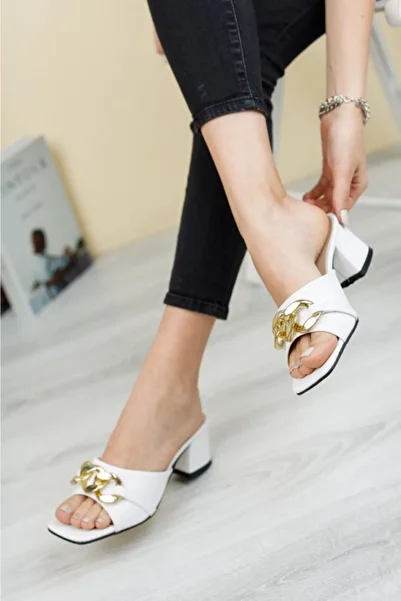 Demashoes Жіночі тапочки з білою пряжкою