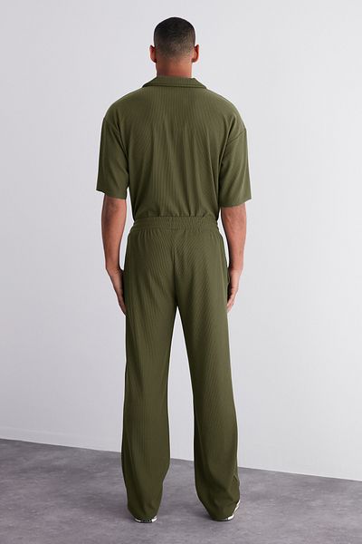 Trendyol Collection Einteilige, knitterfreie Khaki-Jogginghose in limitierter Auflage – weites Bein, verstecktes Kabel TMNSS23EA00013