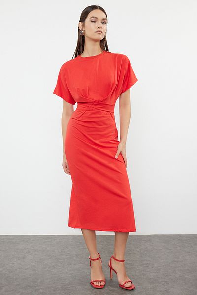 Trendyol Collection Piros Midi kötött ceruza ruha - 100% pamut, hasított és nyakkendő részletes TWOSS21EL0404