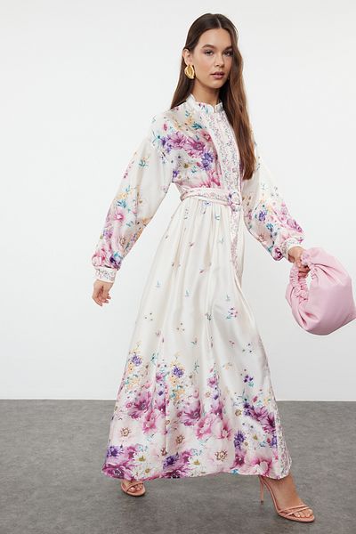 Trendyol Modest Φόρεμα με λουλουδάτο μοτίβο εκρού ζωσμένος - TCTSS24EB00247