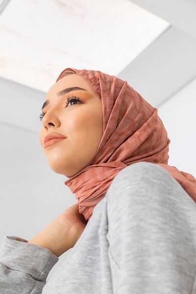 Silk Home Olinda Shawl Model 49001-01