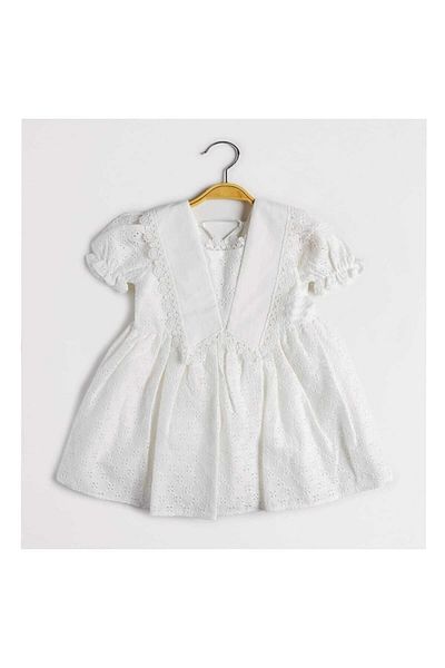 Şirin Şeyler Butiği Rochie cu mânecă scurtă Mademoiselle pentru fete din dantelă, cu căptușeală albă, rochie festonată Rochie festonată