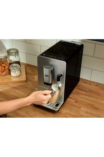 Beko Espresso Coffee Machine - Steam Nozzle, 19 bar, 1.5L Tank, Auto Rinse, Milk Frother - CEG5311X