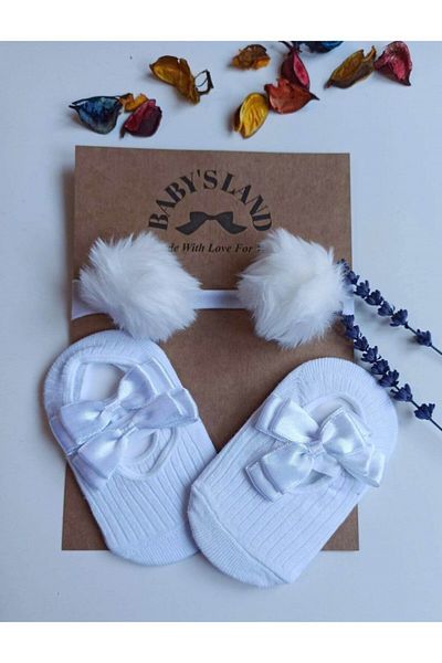 Babyland Baby Girl/Child's White Pompom Rubber Bandana And White Bow Ballerina Socks