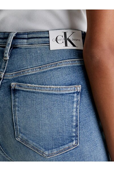 Calvin Klein Kadın Denim Kumaş  Normal Bel Düz Model Mavi1 Jeans J20J222143-1A4