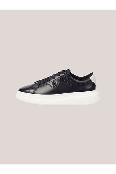 Tommy Hilfiger Schwarzer Sneaker – Schnür- und Anti-Rutsch-Sohle mit Markenlogo FW0FW07460-BDS