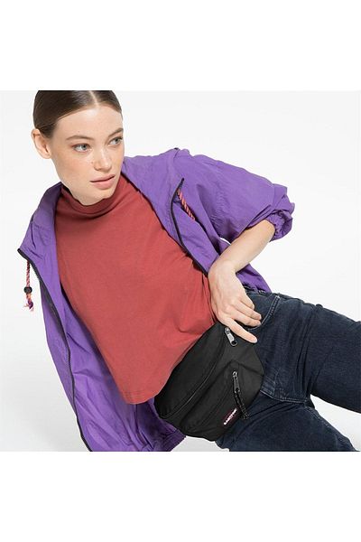 Eastpak Doggy Bag Blcak Mini Bag Vfe-ek 0000730081
