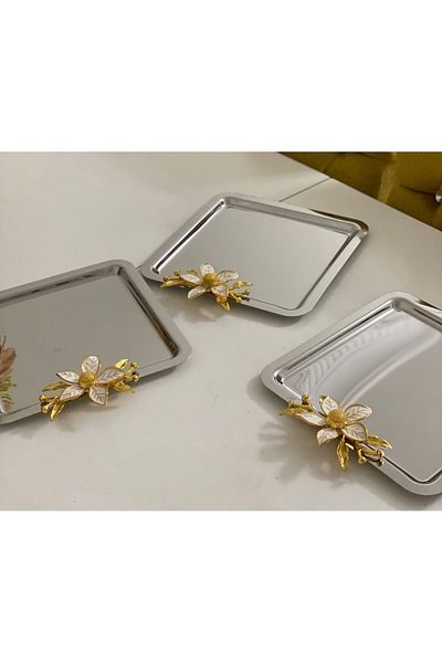Elzem STAINLESS STEEL SQUARE 6-PIECE SERVICE AND PRESENTATION TABLE WITH LARGE FLOWER ACCESSORIES
