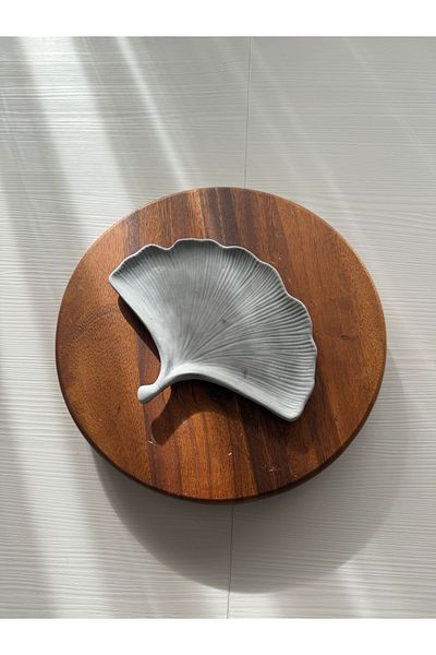 the TURF candles Ginko Leaf Decorative Plate, Presentation, Coffee Side, Jewelry