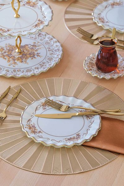 Glore 6-Person 25-Piece - Veneto Coffee Gold Gilt Cake Tea Treat Set