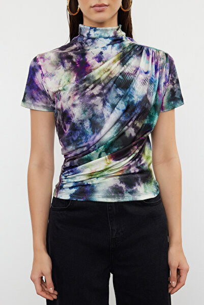 Trendyol Collection Multicolor Printed Drawstring/Drape Detail Fitted Short Sleeve Stand Collar Stretchy Knitted Blouse Twoss24Bz00426