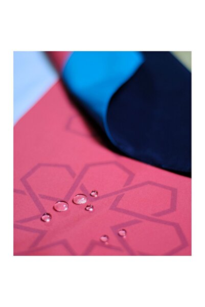 Vera Prayer Mats - Portable Travel Prayer Rug, Pocket Size, Foldable, Portable, Waterproof