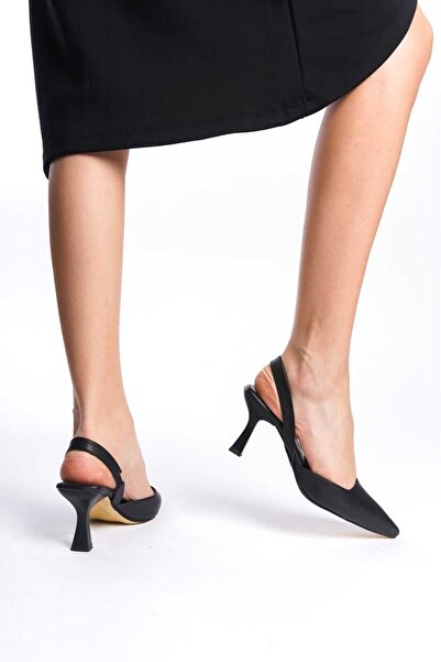 Sole 35 Women Shoes Kadın Arkası Açık Köşeli Lastikli Rahat Taban Kadeh Topuk Ayakkabı Topuk 7cm