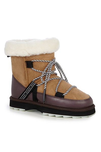 EMU Leather Tan Women's Boots BLURRED