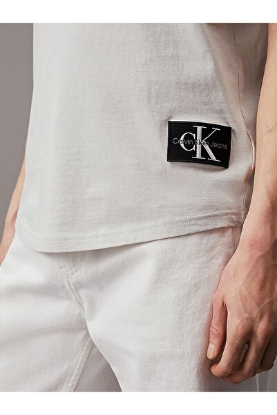 Calvin Klein Erkek Pamuklu Kısa Kollu Yuvarlak Yaka Gri T-Shirt J30J323482-PC8
