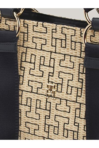 Tommy Hilfiger Dámská kožená taška s logem značky na zip na denní použití v tmavě modré barvě přes rameno AW0AW16406-DW6